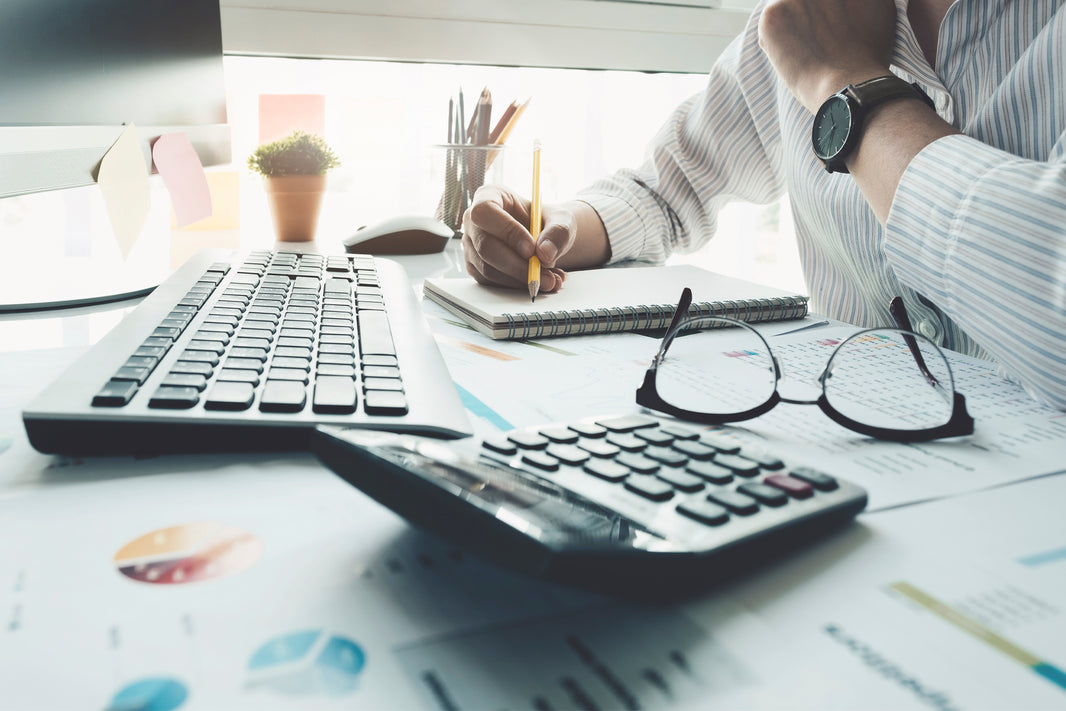 The Ultimate Guide to Outsourced Bookkeeping: Why Businesses Are Making the Switch
